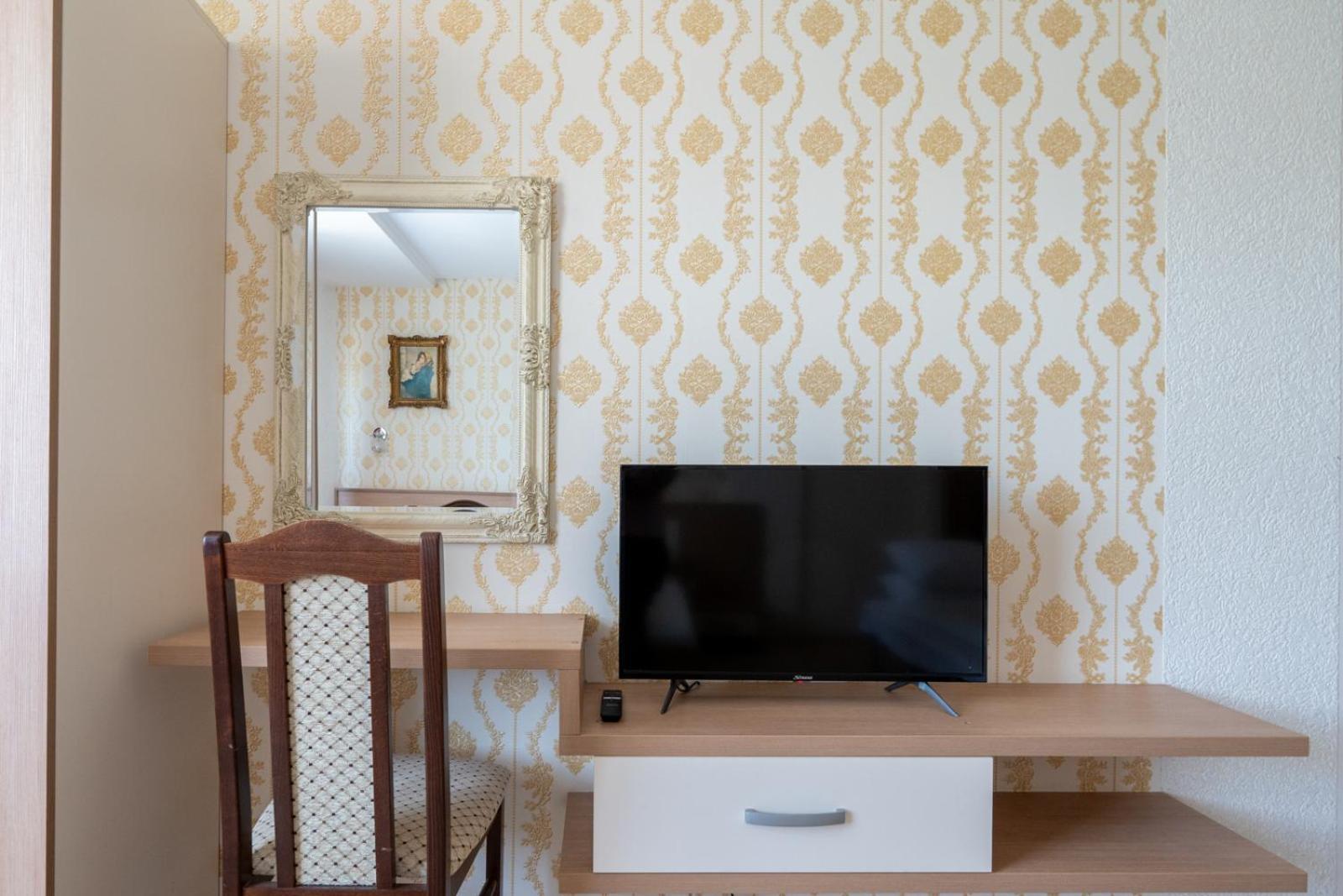 Faraway Aparthotel Near Vienna Airport With Anytime Self Check In Bruck an der Leitha Room photo